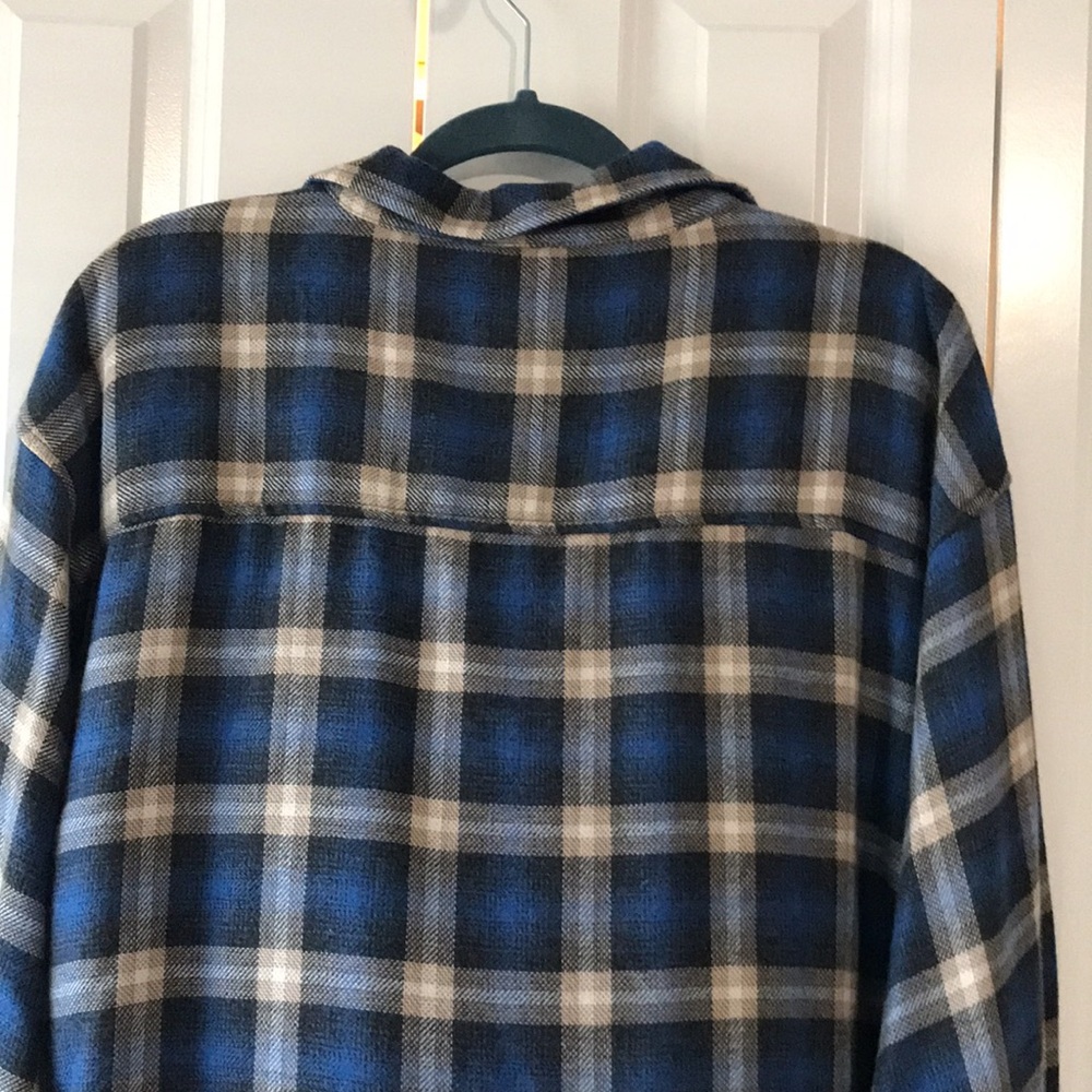 AEO- Plaid button down - Picture 11 of 14